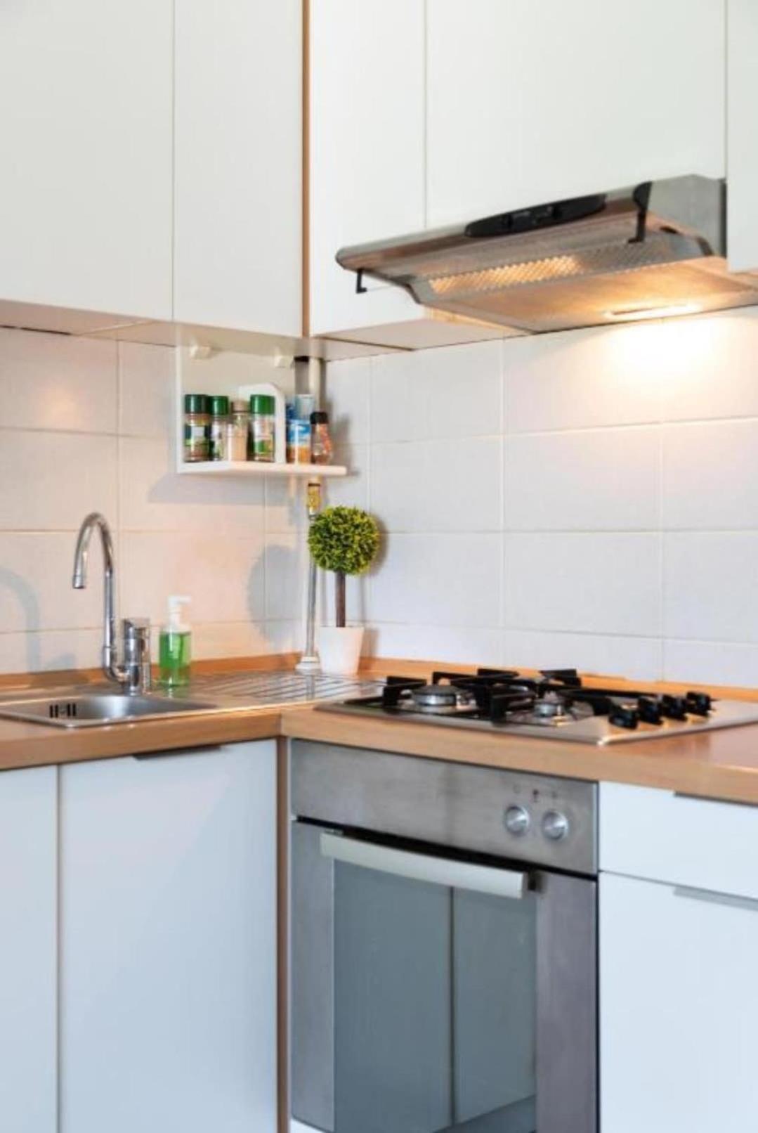Tesla Apartment Urban Stay Загреб Екстер'єр фото