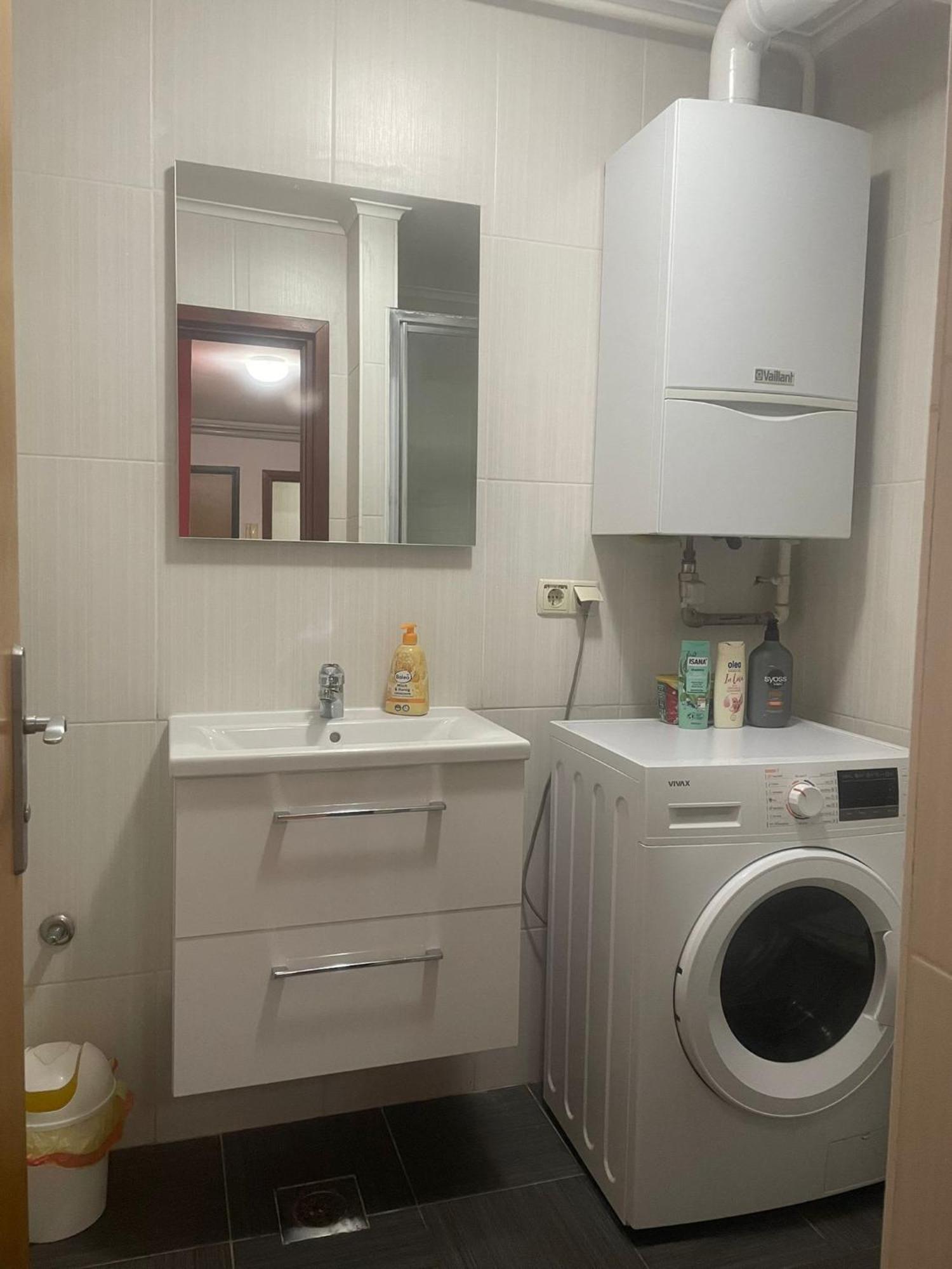 Tesla Apartment Urban Stay Загреб Екстер'єр фото